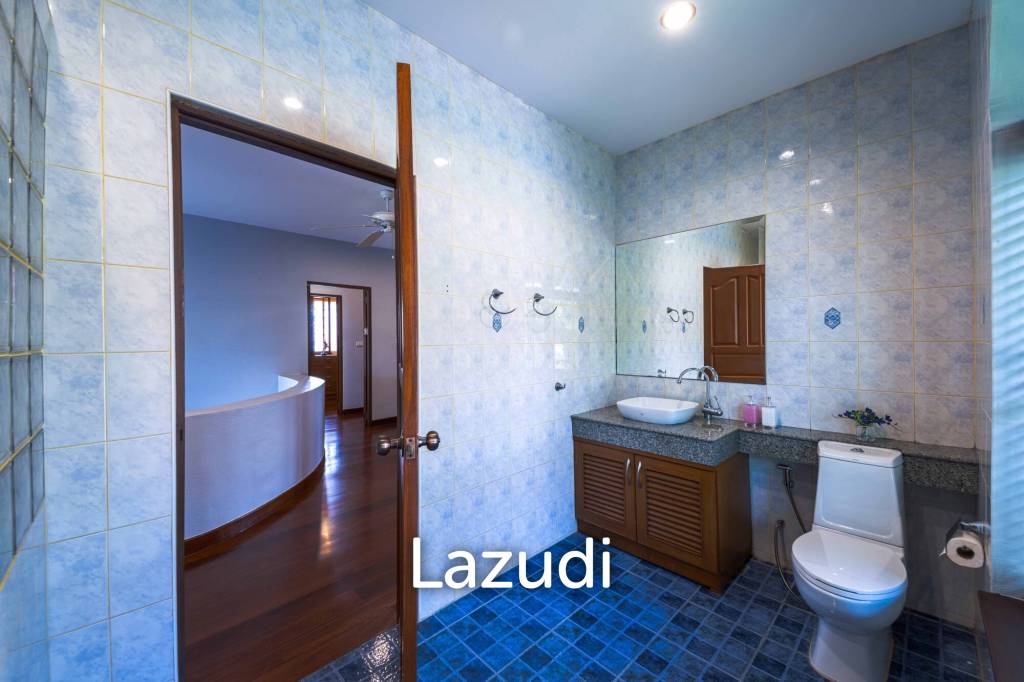5BR Pool Villa-Close to Beach and City (CV5)