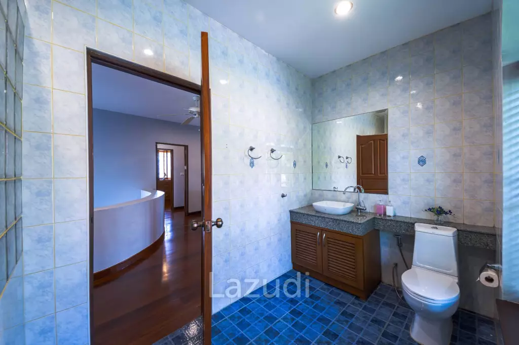 5BR Pool Villa-Close to Beach and City (CV5)