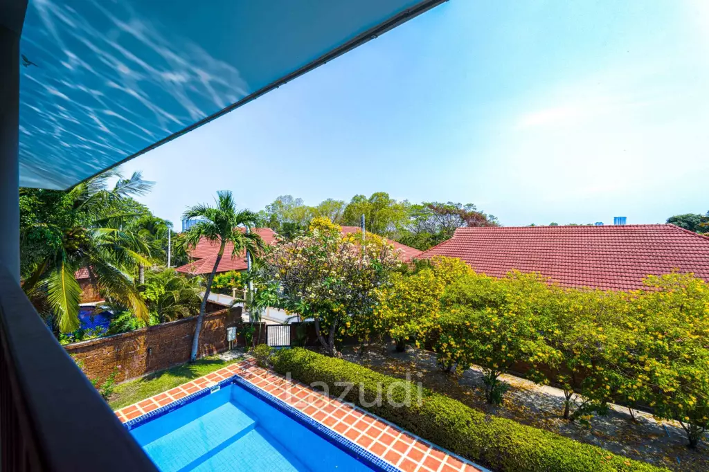 5BR Pool Villa-Close to Beach and City (CV5)