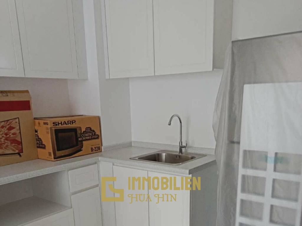 Meernah / voll möbliert / 5. Stock