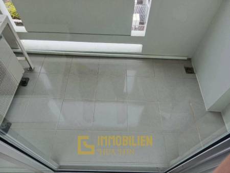 Meernah / voll möbliert / 5. Stock