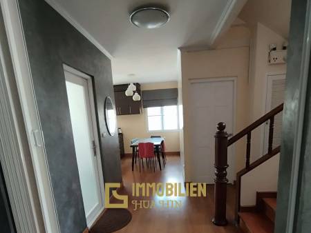 privater Pool / 800 qm Grundstück / 270 qm Wohnfläche