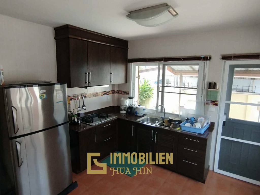 privater Pool / 800 qm Grundstück / 270 qm Wohnfläche