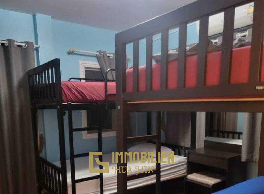 privater Pool / 800 qm Grundstück / 270 qm Wohnfläche