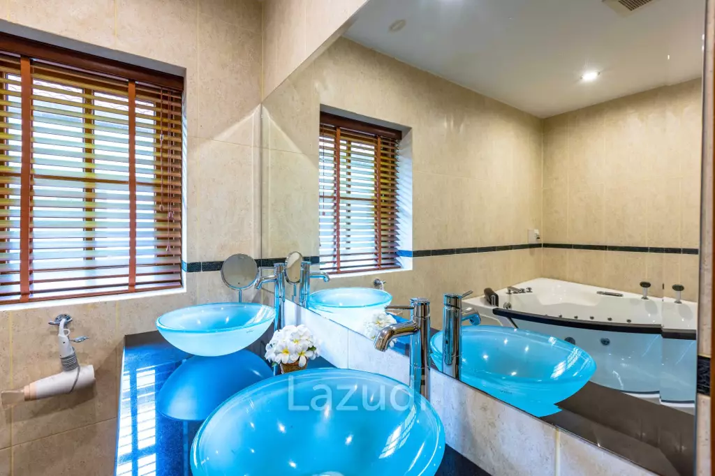 3 Bedroom Pool Villa in Great Location (CV3)