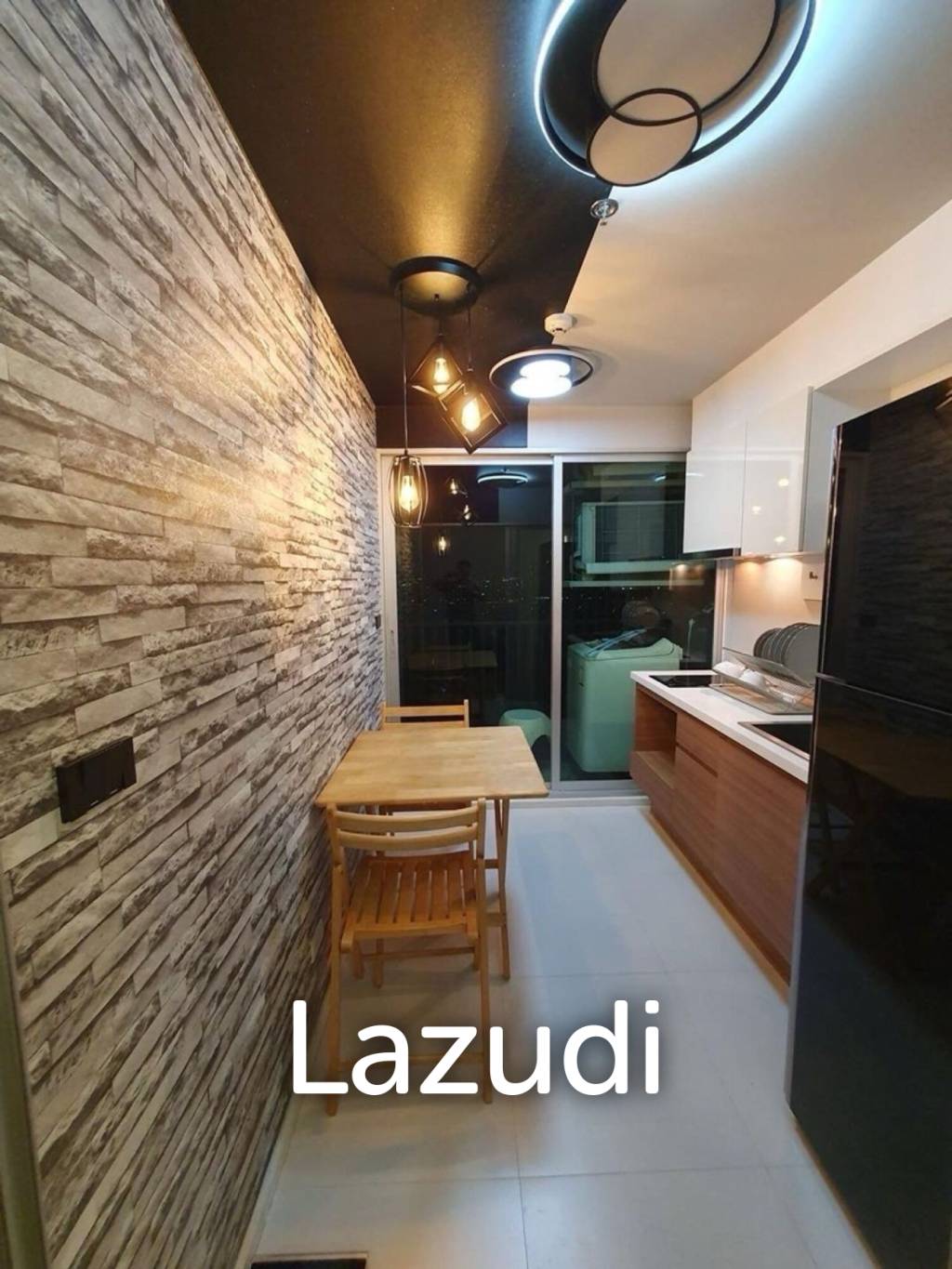 33 sqm high floor 1 bedroom condo Fuse Chan Sathorn Chong Nonsi