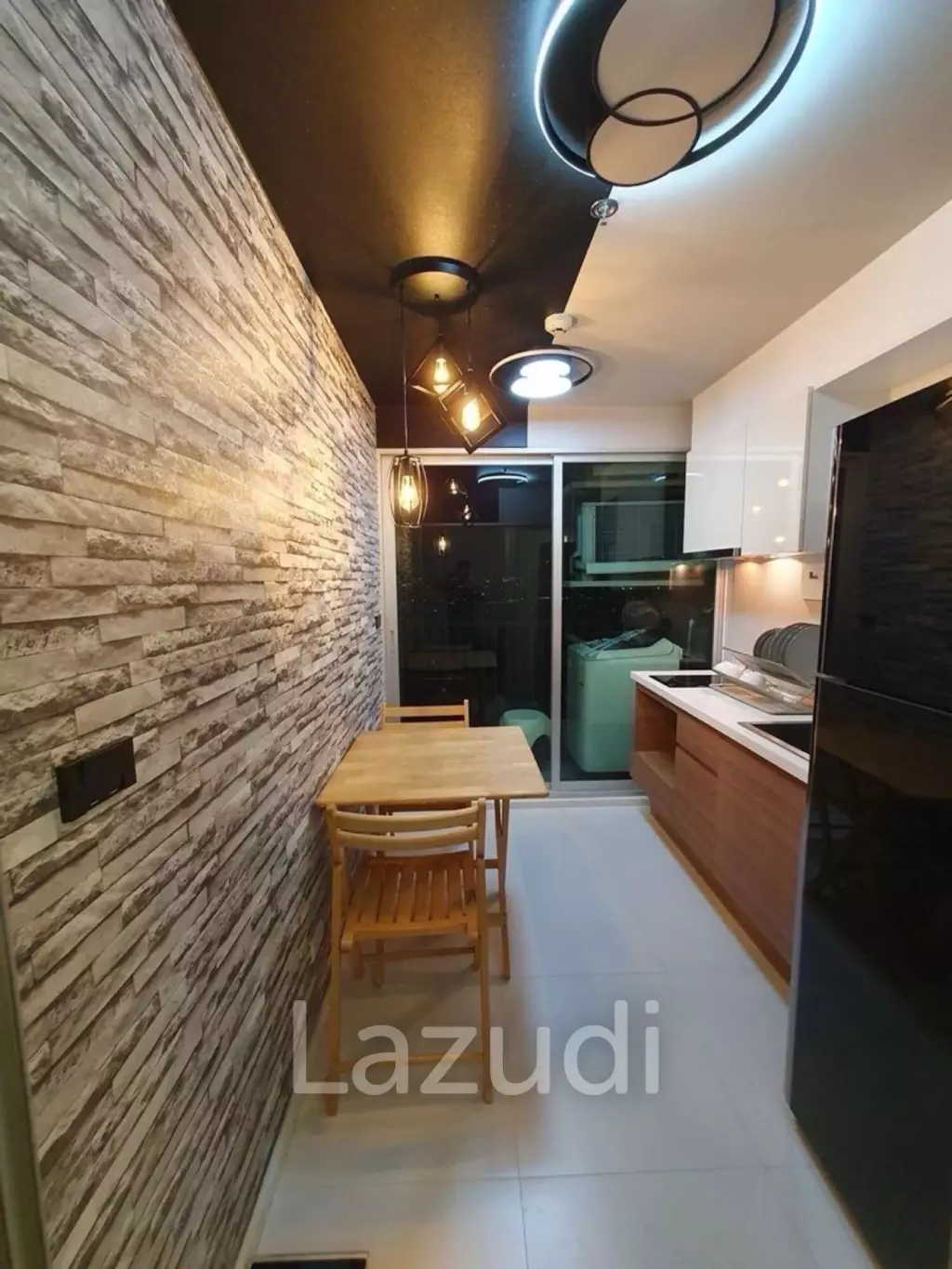 33 sqm high floor 1 bedroom condo Fuse Chan Sathorn Chong Nonsi
