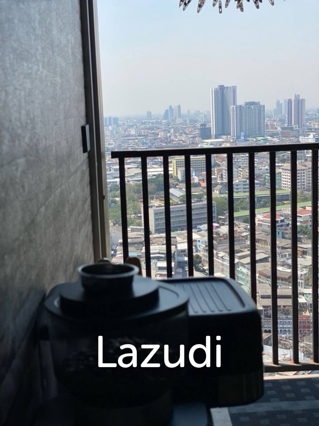 33 sqm high floor 1 bedroom condo Fuse Chan Sathorn Chong Nonsi