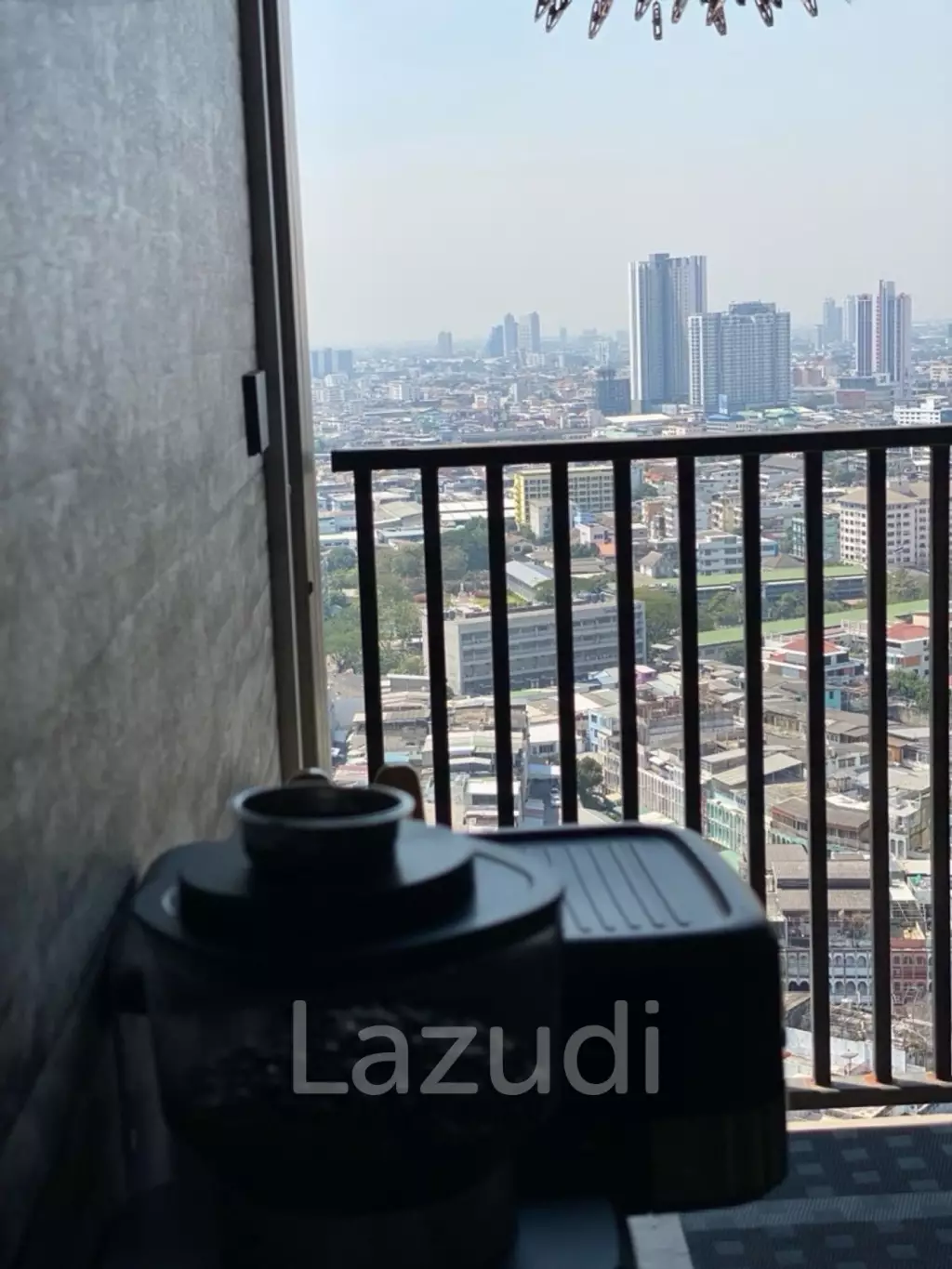 33 sqm high floor 1 bedroom condo Fuse Chan Sathorn Chong Nonsi
