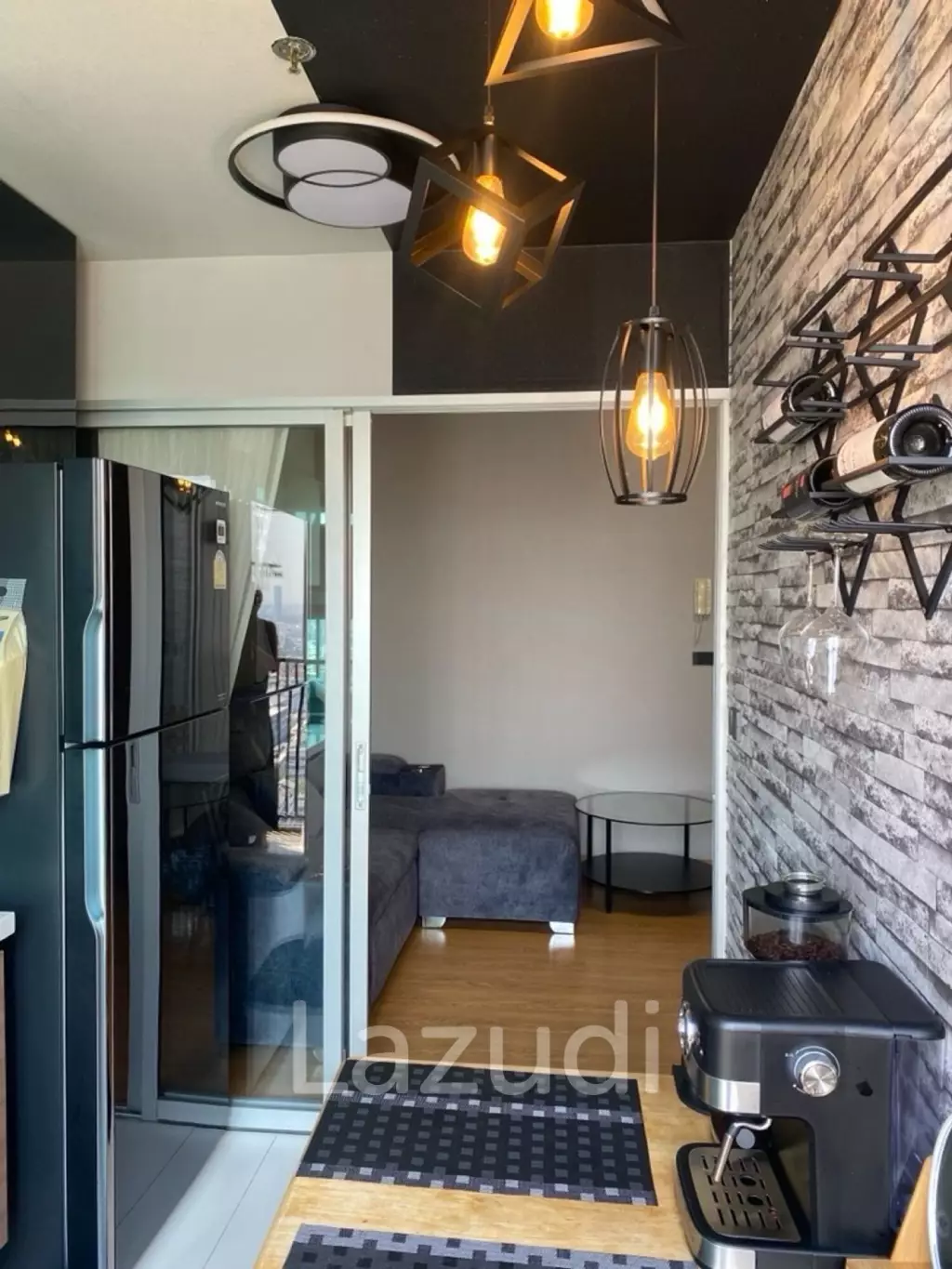 33 sqm high floor 1 bedroom condo Fuse Chan Sathorn Chong Nonsi