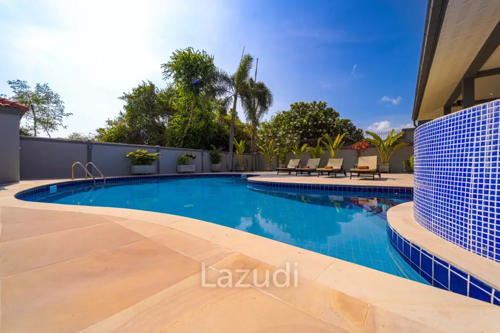 Lovely 3BR Villa in good Location (CV3MA)