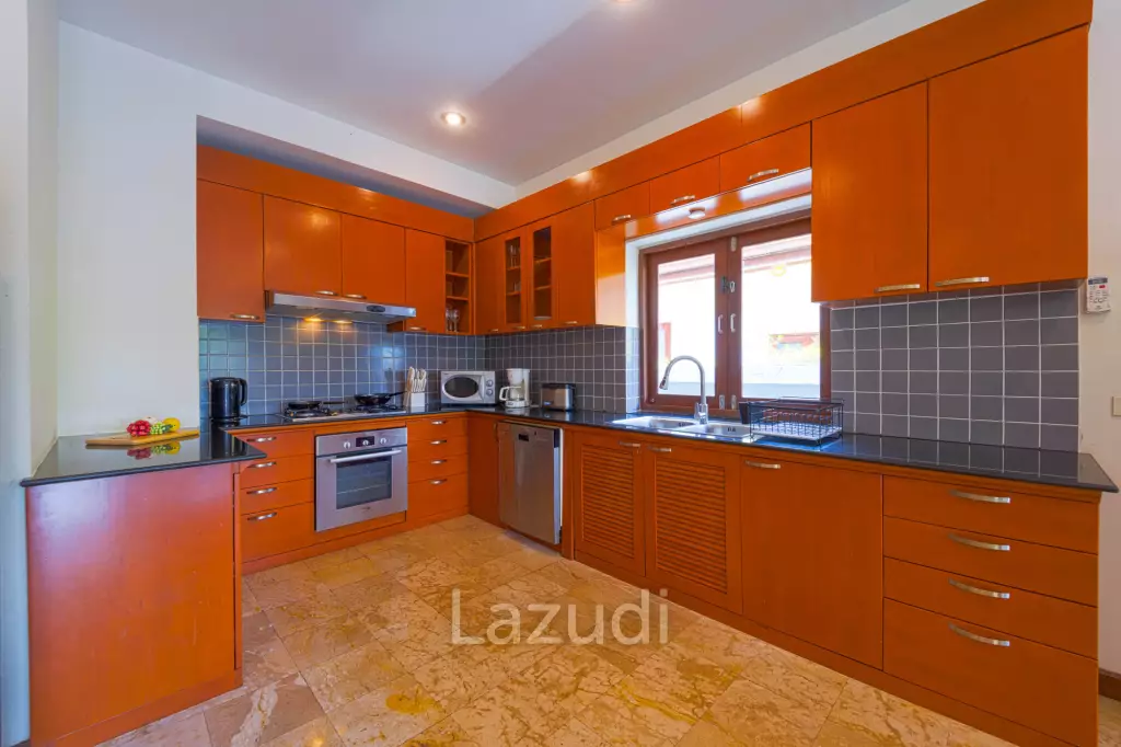 Lovely 3BR Villa in good Location (CV3MA)