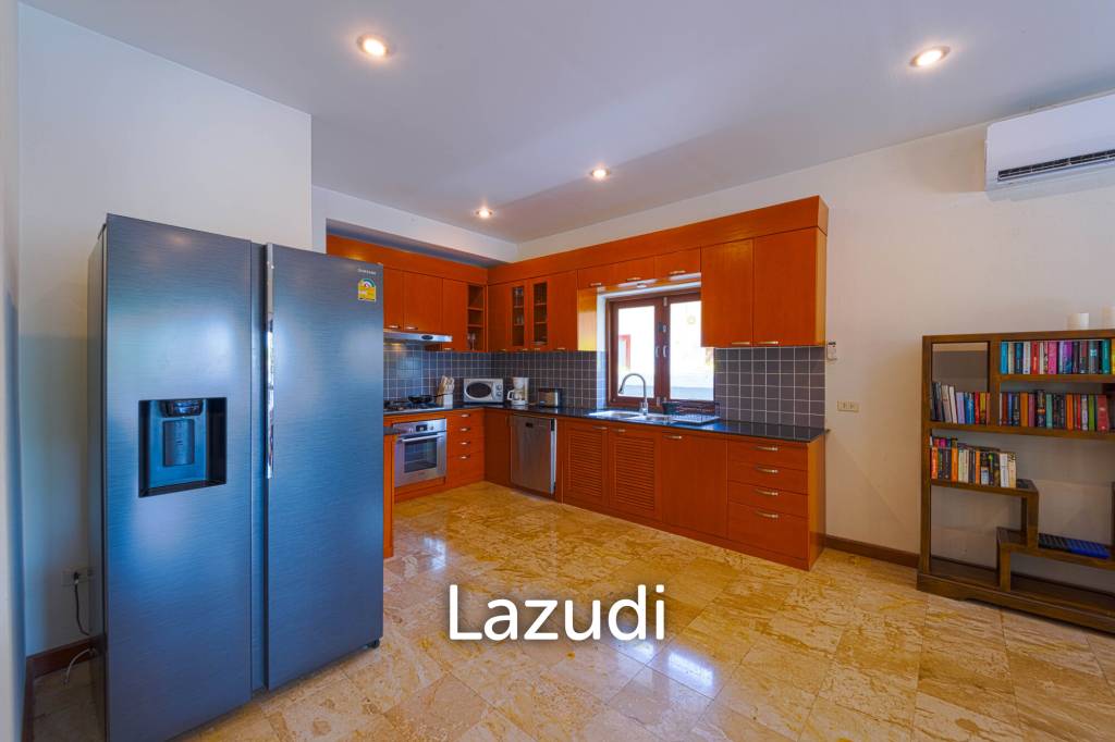 Lovely 3BR Villa in good Location (CV3MA)