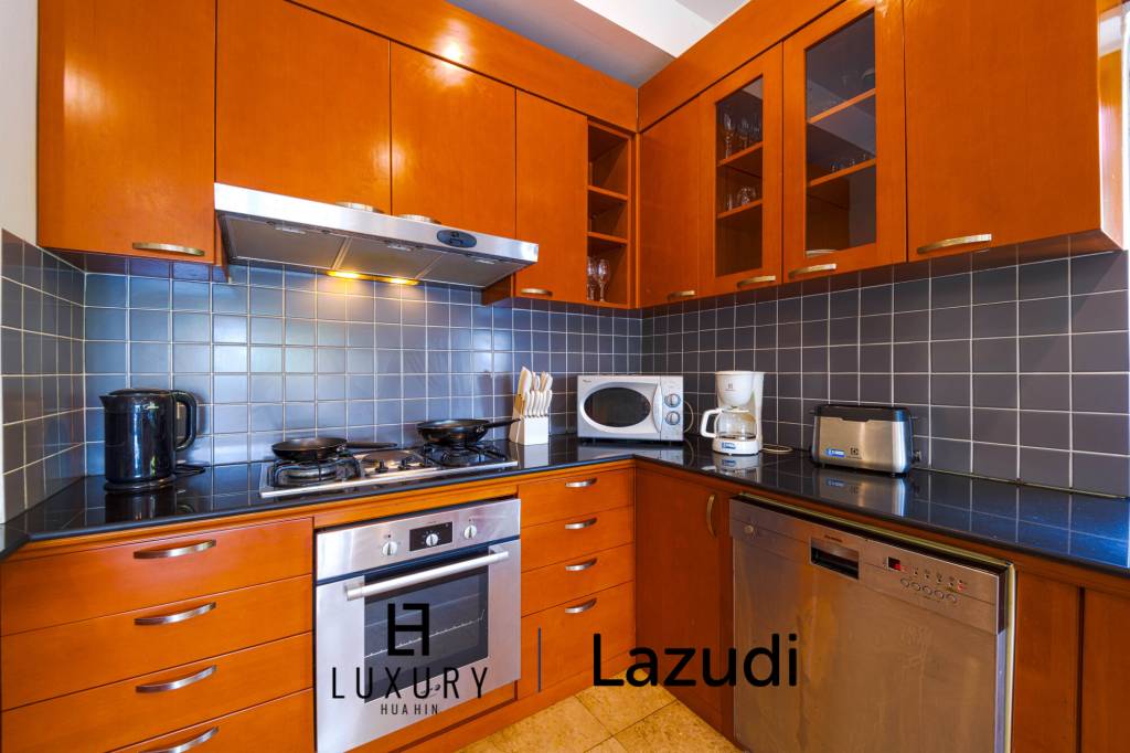 600 Kvm 3 Seng 3 Bad Villa for Leie