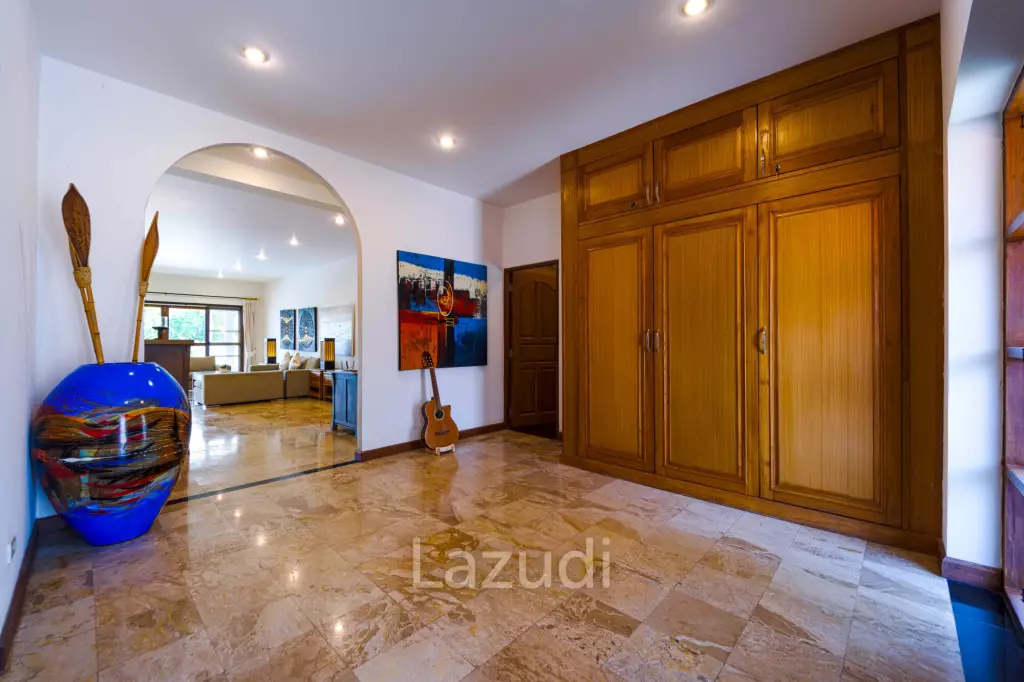 Lovely 3BR Villa in good Location (CV3MA)