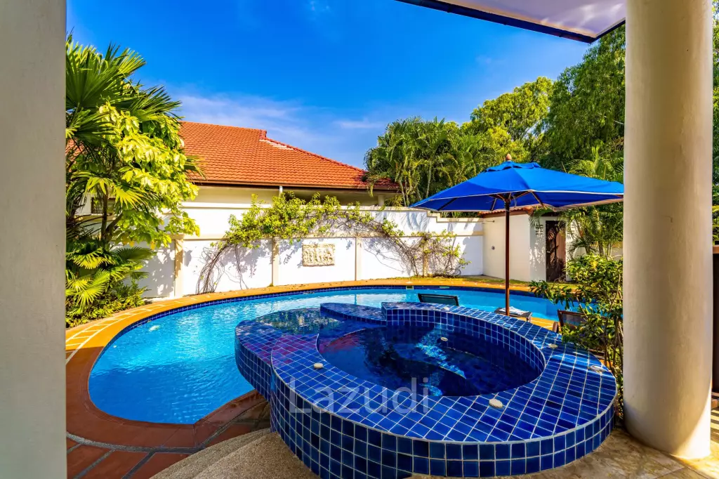 Cozy 3 Bedroom Pool Villa Close to Town (CV3L)