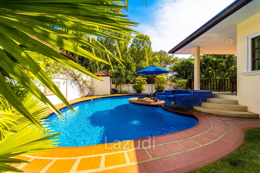 Cozy 3 Bedroom Pool Villa Close to Town (CV3L)