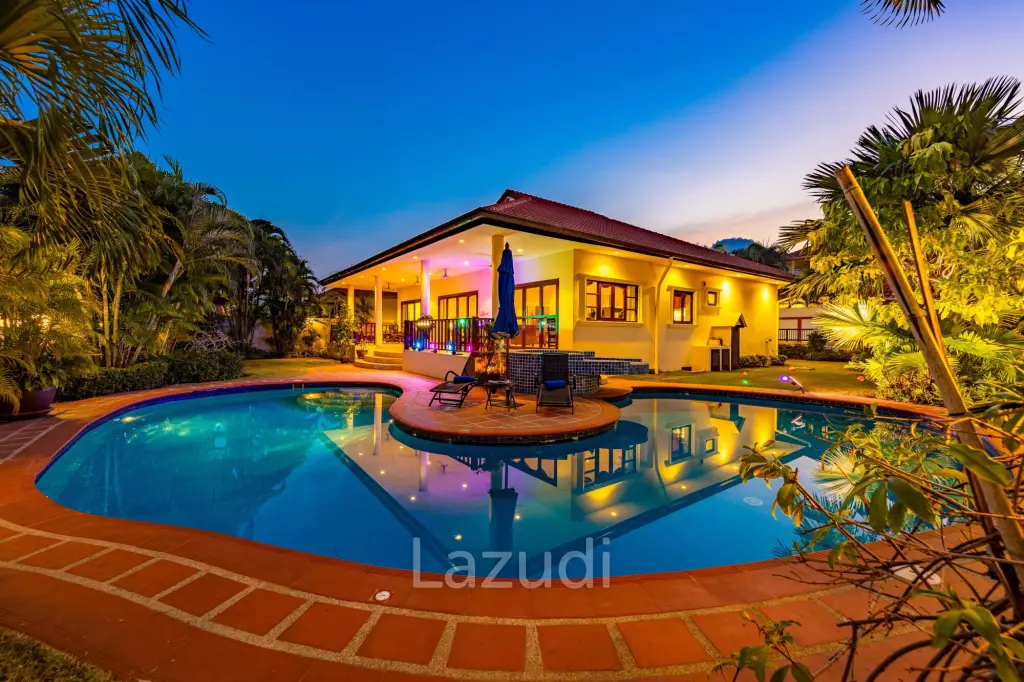 Cozy 3 Bedroom Pool Villa Close to Town (CV3L)