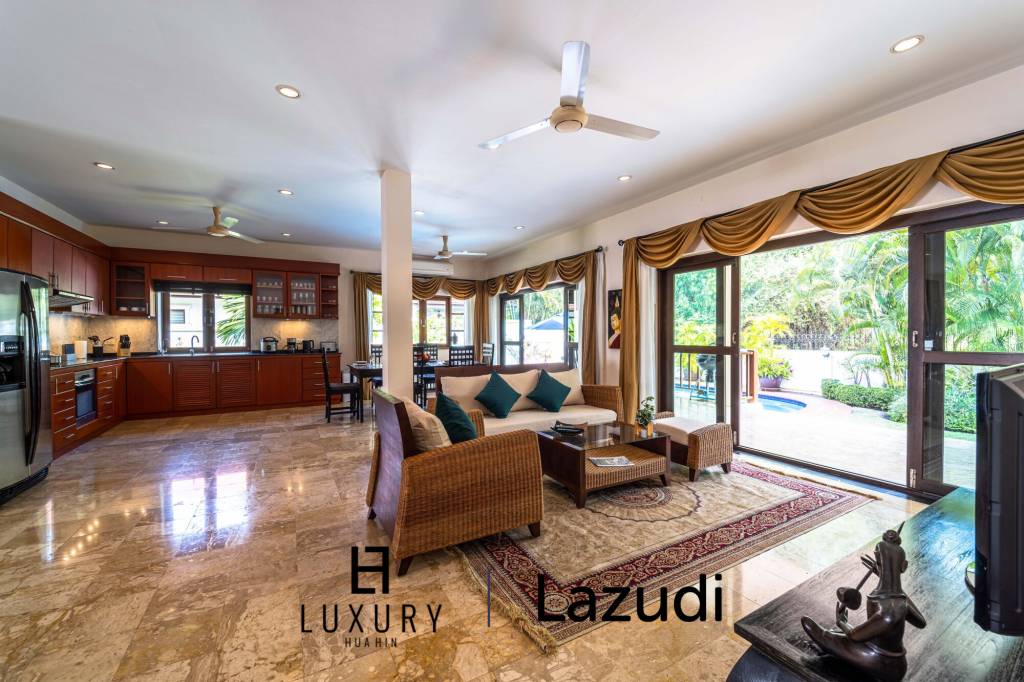 620 Kvm 3 Seng 3 Bad Villa for Leie