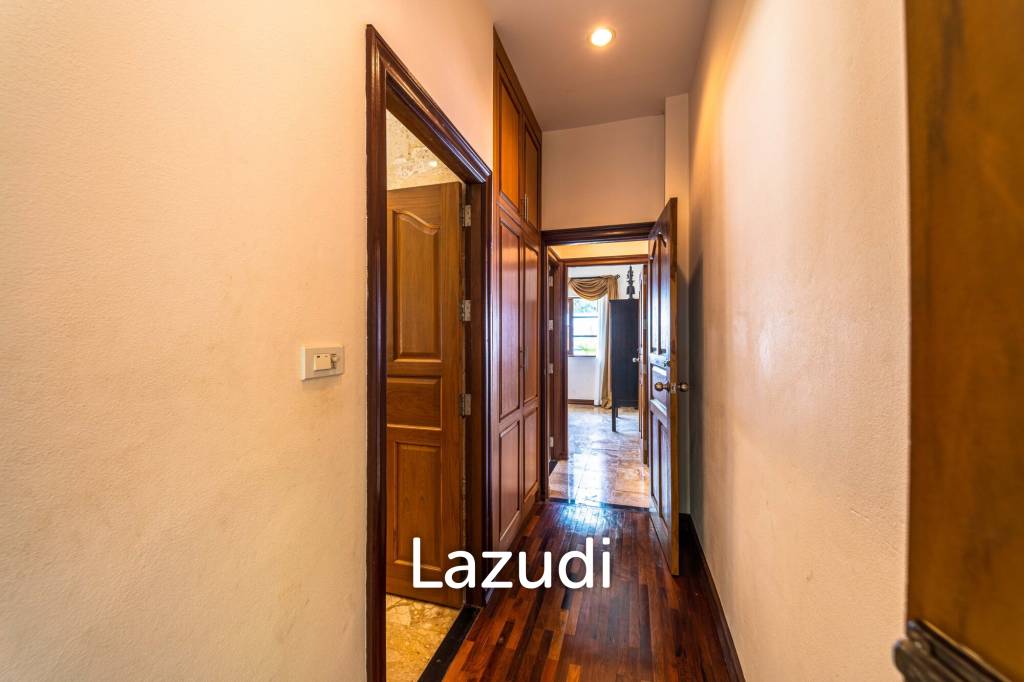Cozy 3 Bedroom Pool Villa Close to Town (CV3L)