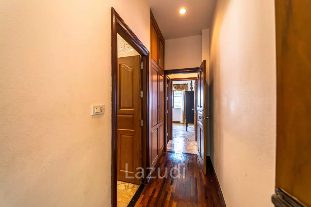 Cozy 3 Bedroom Pool Villa Close to Town (CV3L)