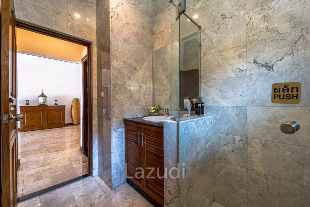 Cozy 3 Bedroom Pool Villa Close to Town (CV3L)