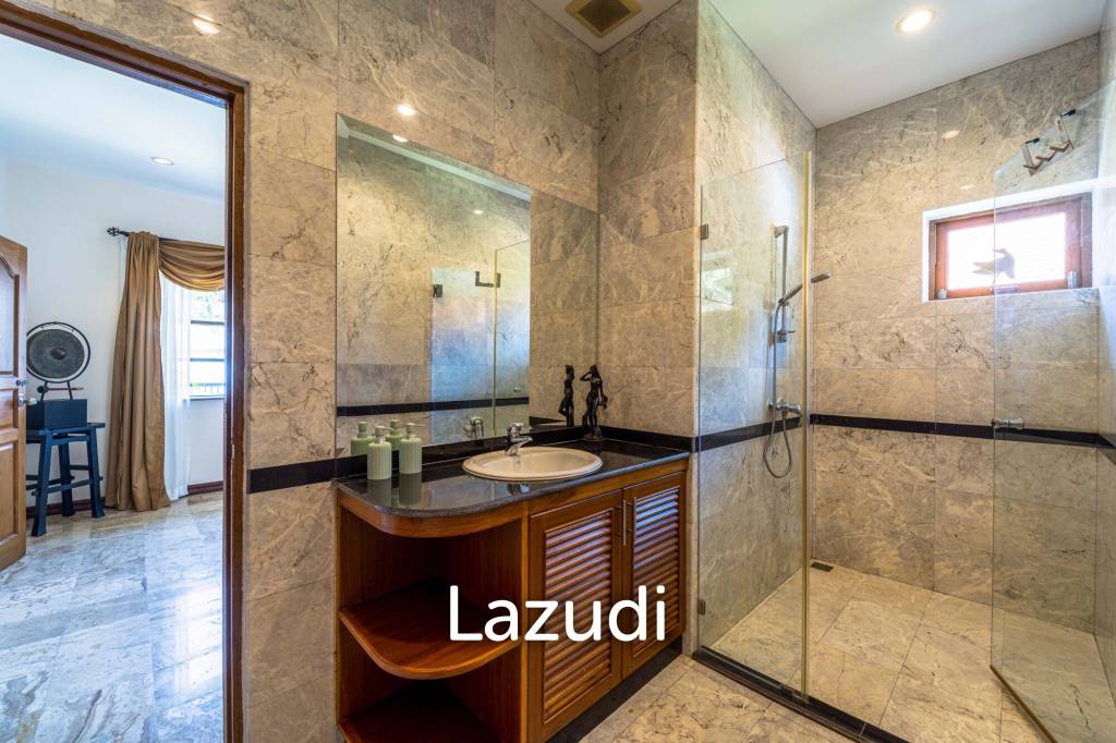 Cozy 3 Bedroom Pool Villa Close to Town (CV3L)