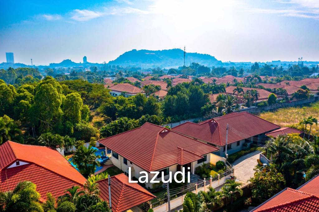 Cozy 3 Bedroom Pool Villa Close to Town (CV3L)