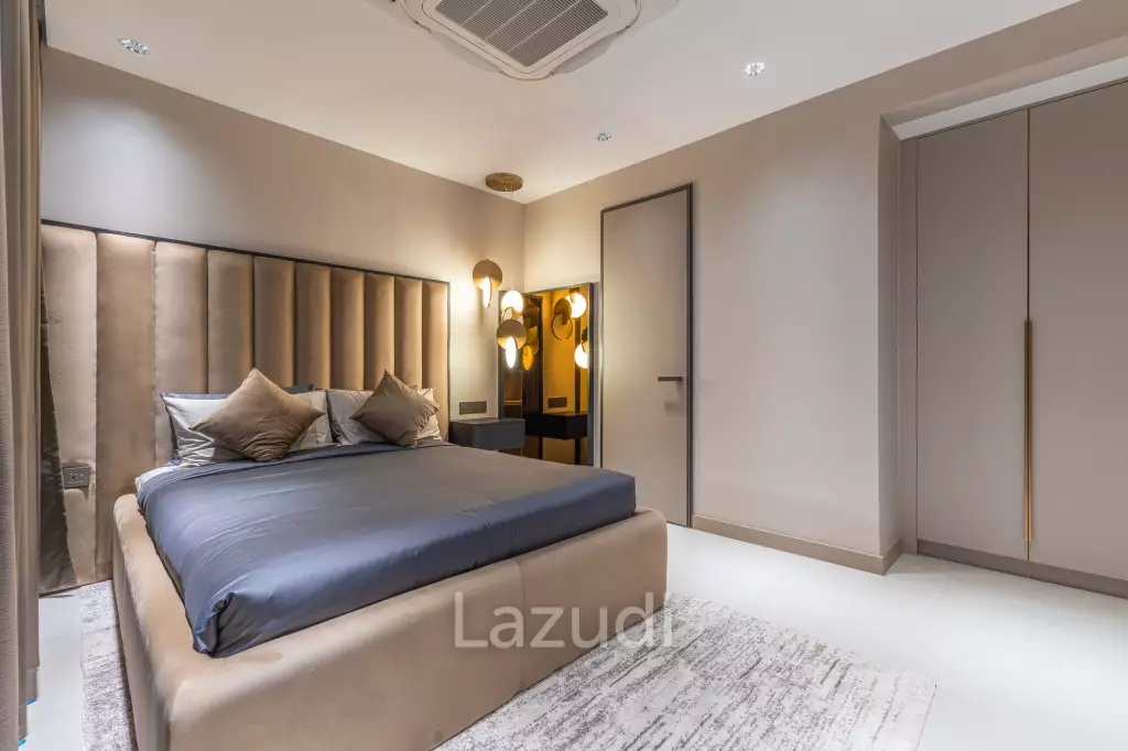 Luxury Family Villa in Nagawari Village, Na Jomtien
