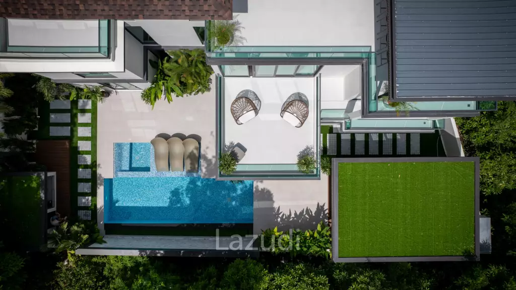 Luxury Family Villa in Nagawari Village, Na Jomtien