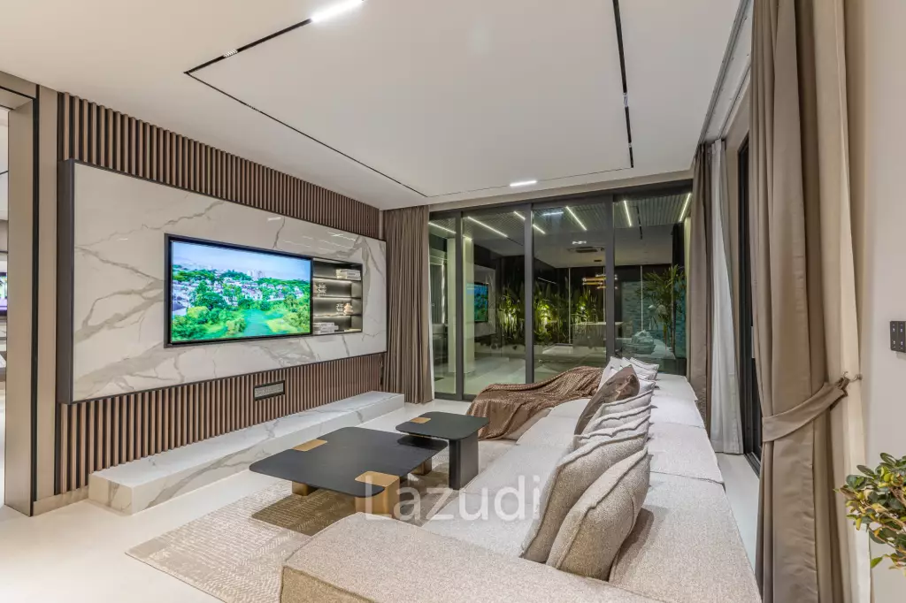 Luxury Family Villa in Nagawari Village, Na Jomtien