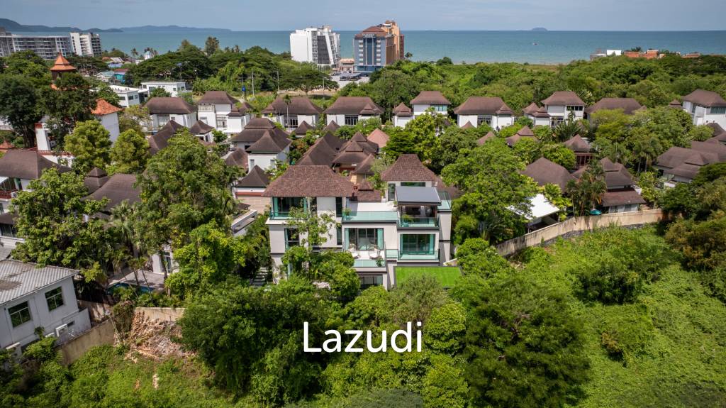 Luxury Family Villa in Nagawari Village, Na Jomtien