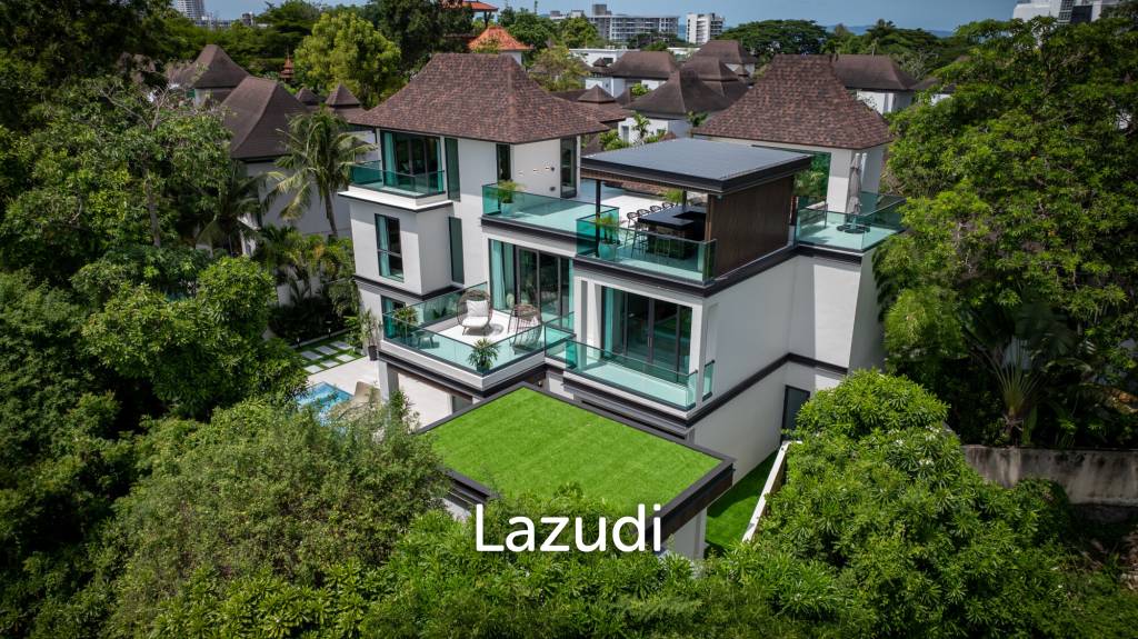 Luxury Family Villa in Nagawari Village, Na Jomtien