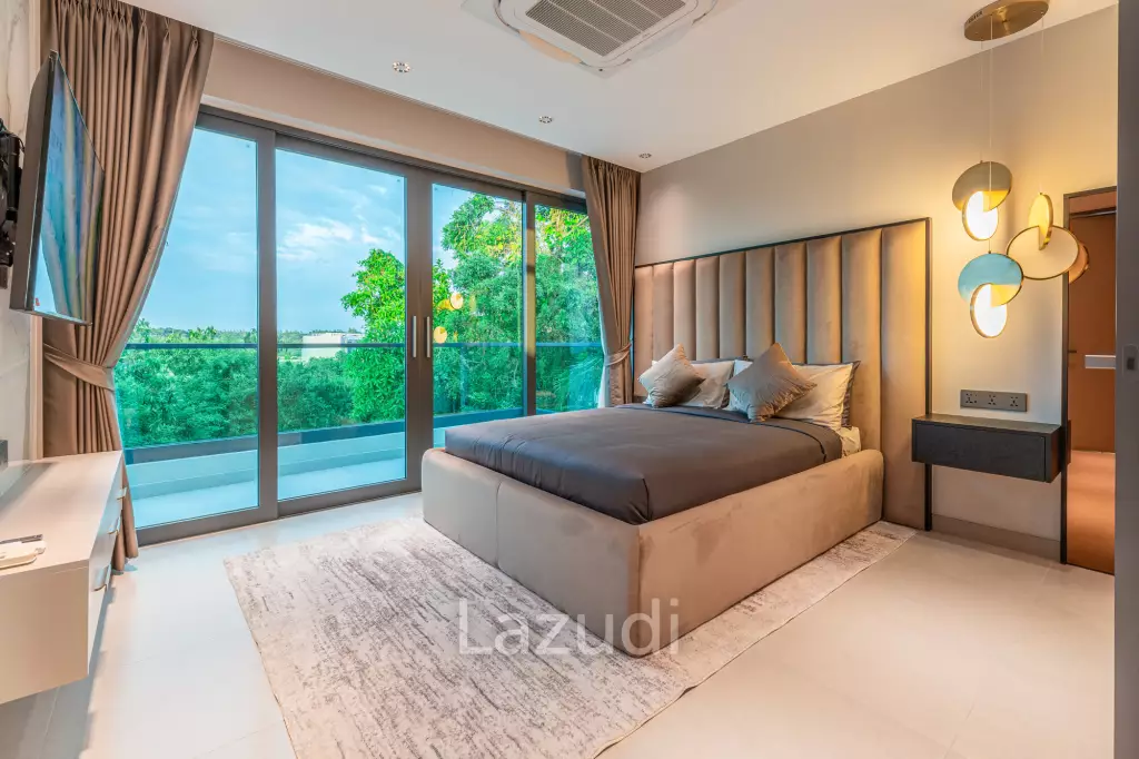 Luxury Family Villa in Nagawari Village, Na Jomtien