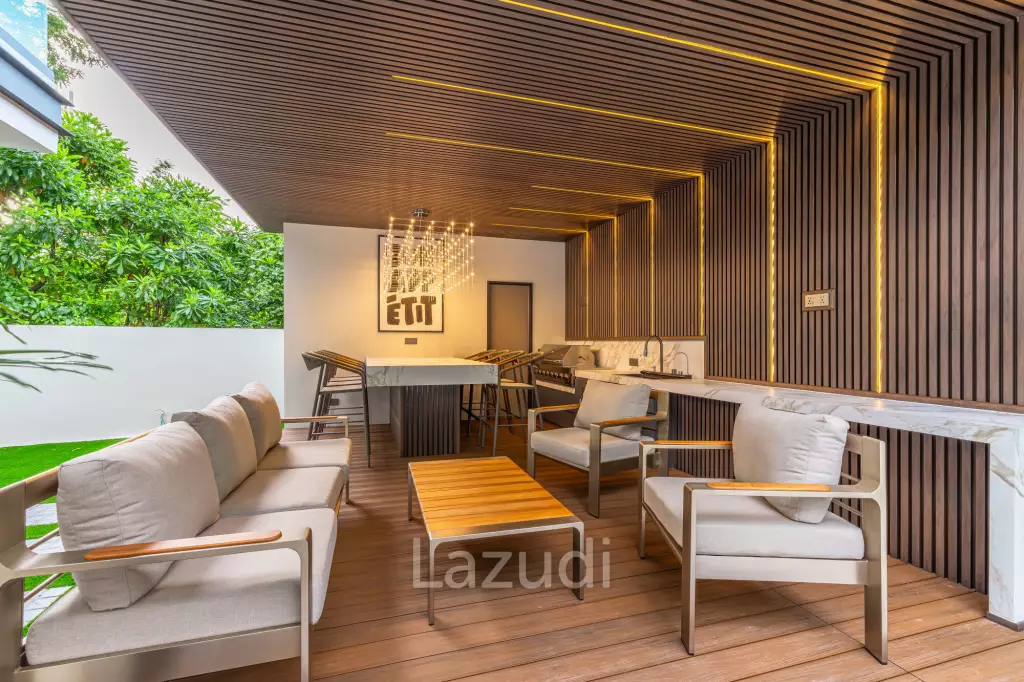 Luxury Family Villa in Nagawari Village, Na Jomtien