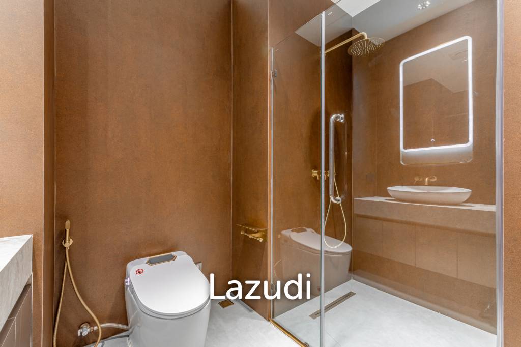 Luxury Family Villa in Nagawari Village, Na Jomtien
