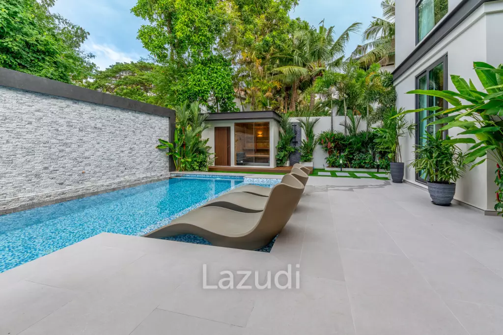 Luxury Family Villa in Nagawari Village, Na Jomtien