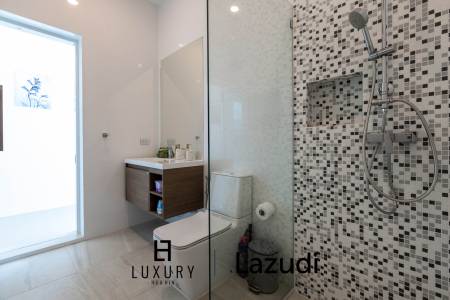 550 Kvm 4 Seng 3 Bad Villa for Leie