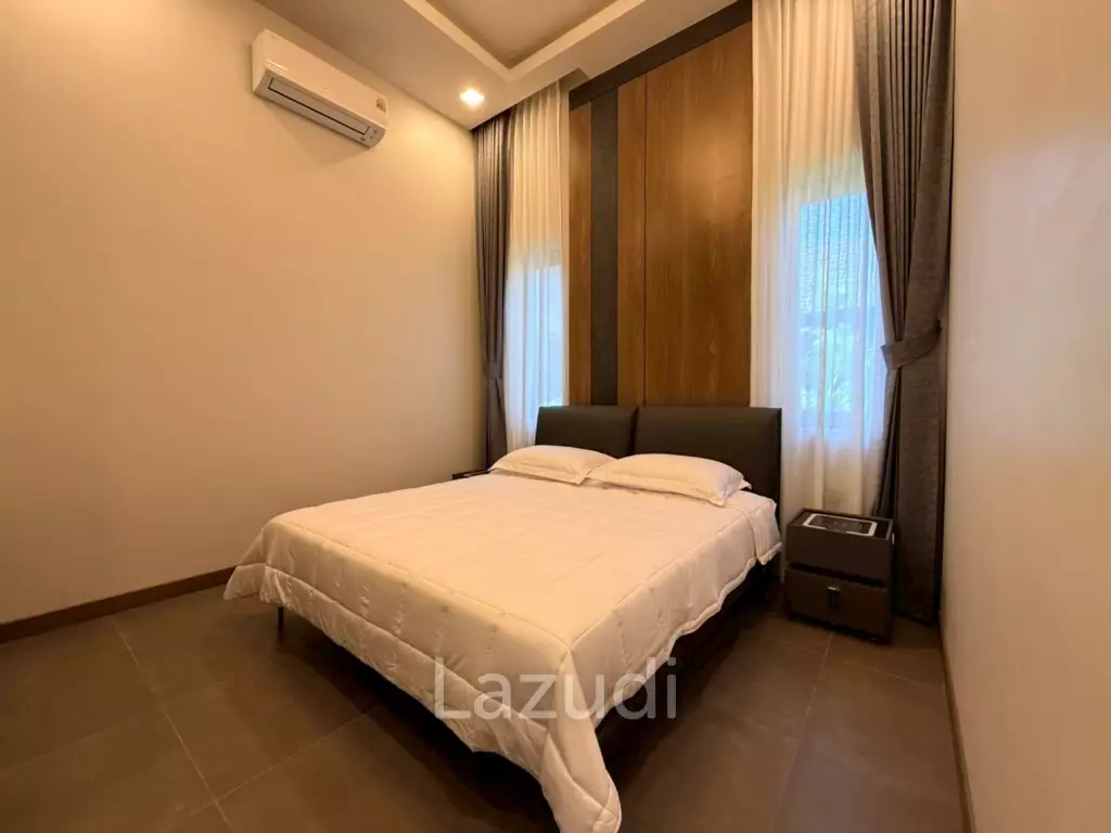 Modern Private Pool Villa Near Mabprachan Lake