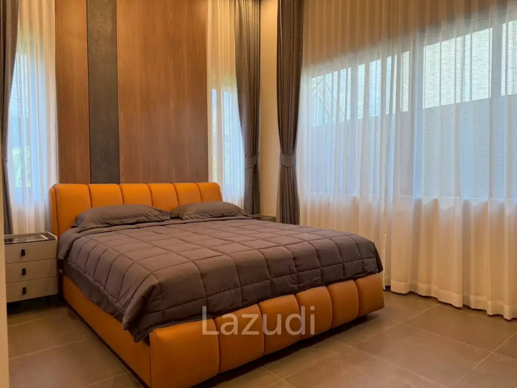 Modern Private Pool Villa Near Mabprachan Lake