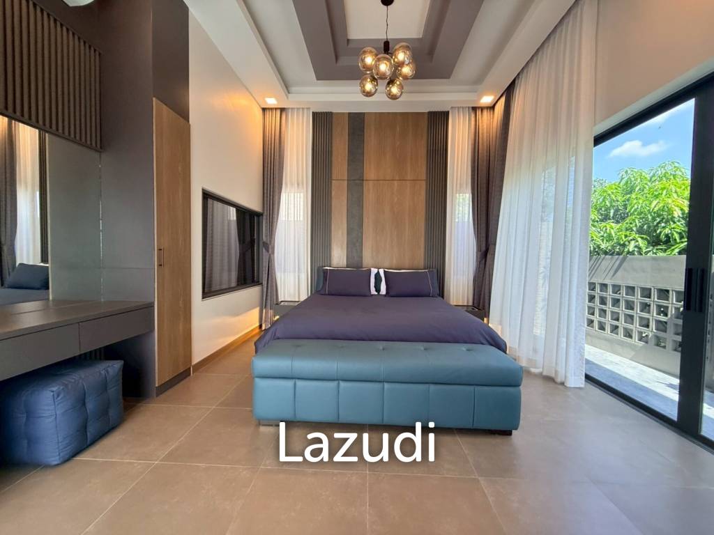 Modern Private Pool Villa Near Mabprachan Lake