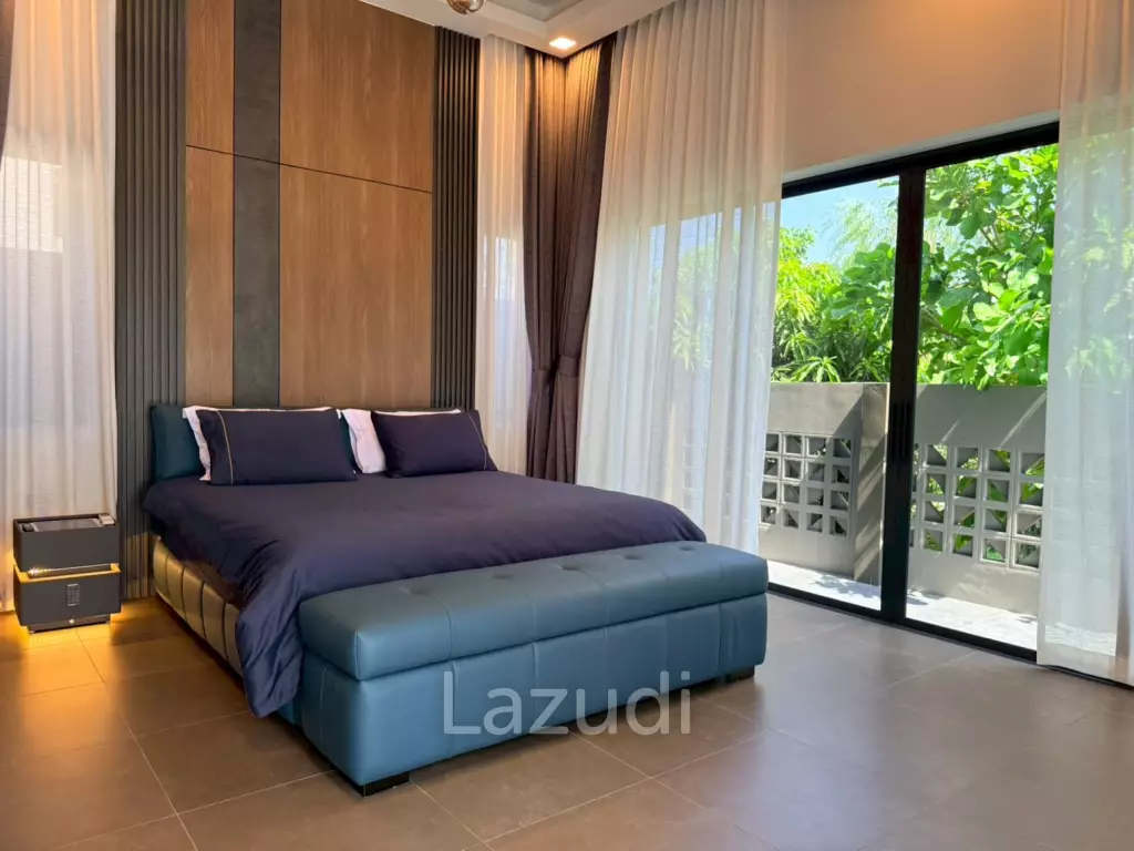 Modern Private Pool Villa Near Mabprachan Lake