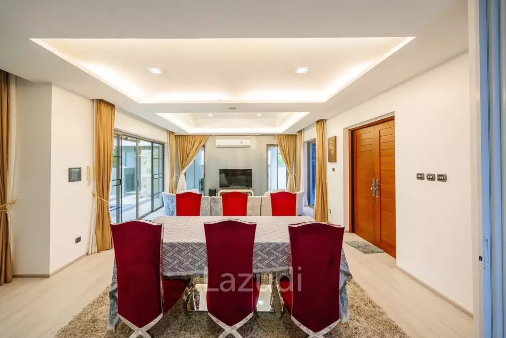 4 Bedroom Pool Villa for Rent and Sale at Chalong Miracle Lakeview