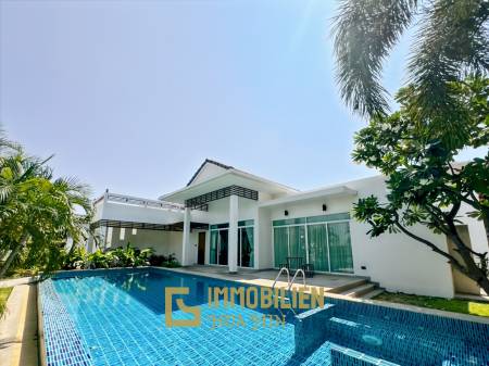 Meernah / 3 Schlafzimmer + 2 Bäder / privater Pool