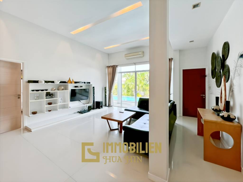 Meernah / 3 Schlafzimmer + 2 Bäder / privater Pool