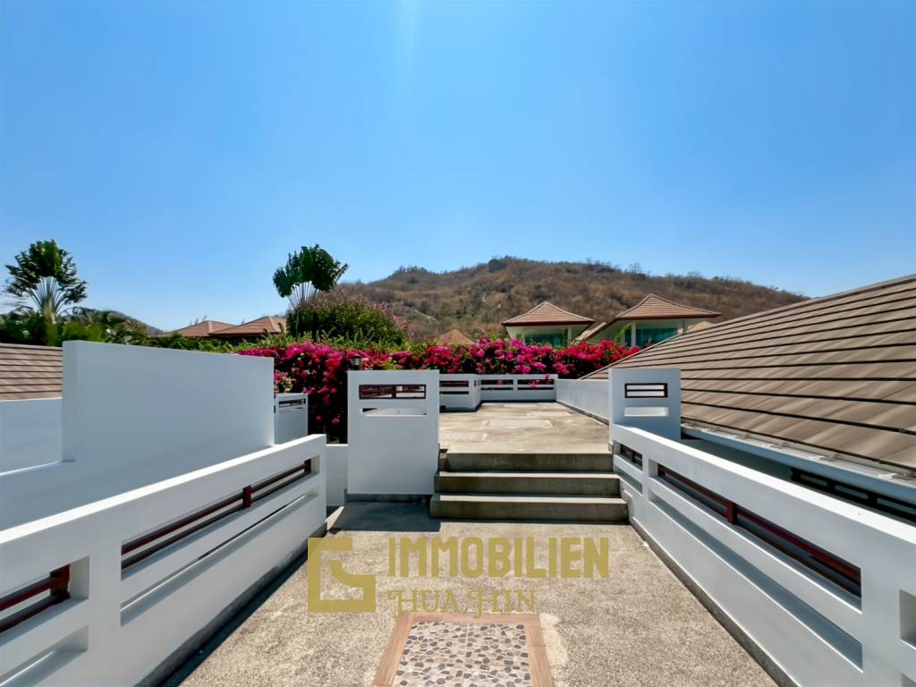 Meernah / 3 Schlafzimmer + 2 Bäder / privater Pool