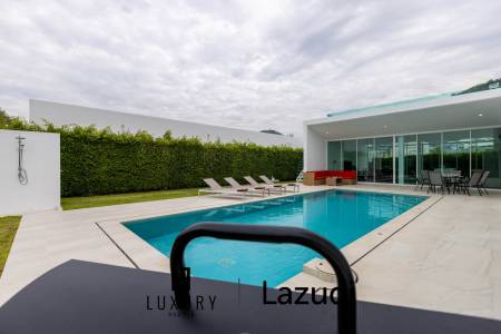 โมเดิร์นพูลวิลล่า 4 ห้องนอน พร้อมดาดฟ้าชมวิว (KH-A5)