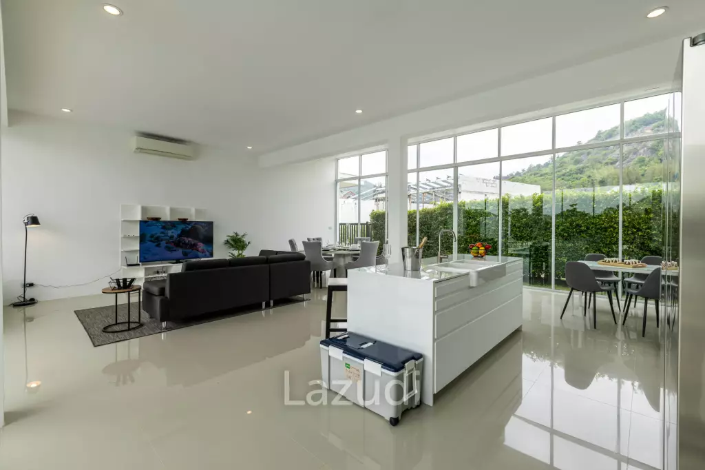 Modern 4 Bedroom Pool Villa (KH-A5)