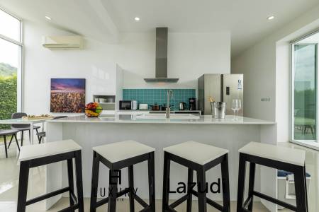 โมเดิร์นพูลวิลล่า 4 ห้องนอน พร้อมดาดฟ้าชมวิว (KH-A5)