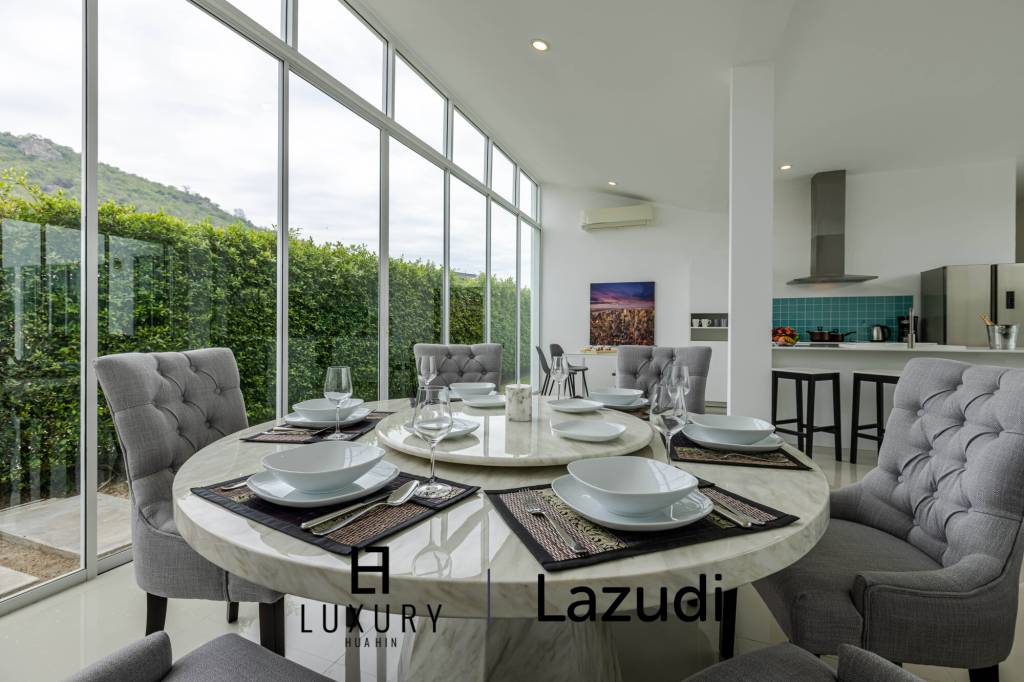 โมเดิร์นพูลวิลล่า 4 ห้องนอน พร้อมดาดฟ้าชมวิว (KH-A5)